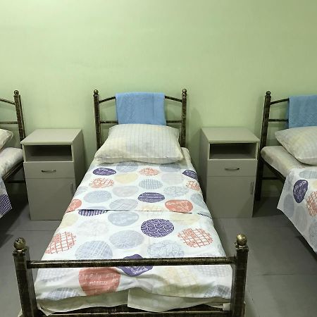 Bereke Hostel Tsjimkent Eksteriør bilde