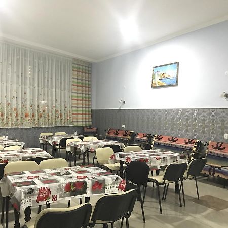 Bereke Hostel Tsjimkent Eksteriør bilde